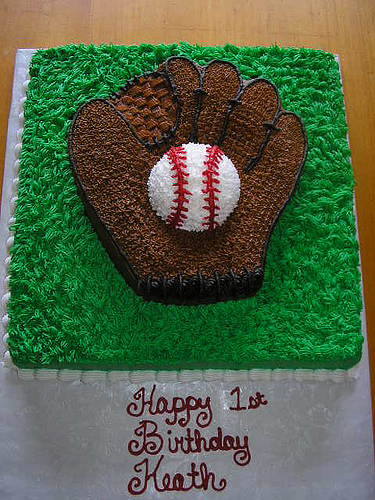 baseball_glove_glove_baseball_mitt_mitt_0.99708515.JPEG