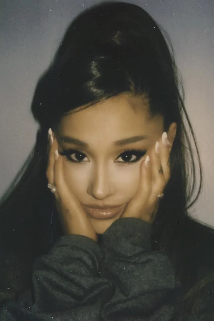 Ariana.png