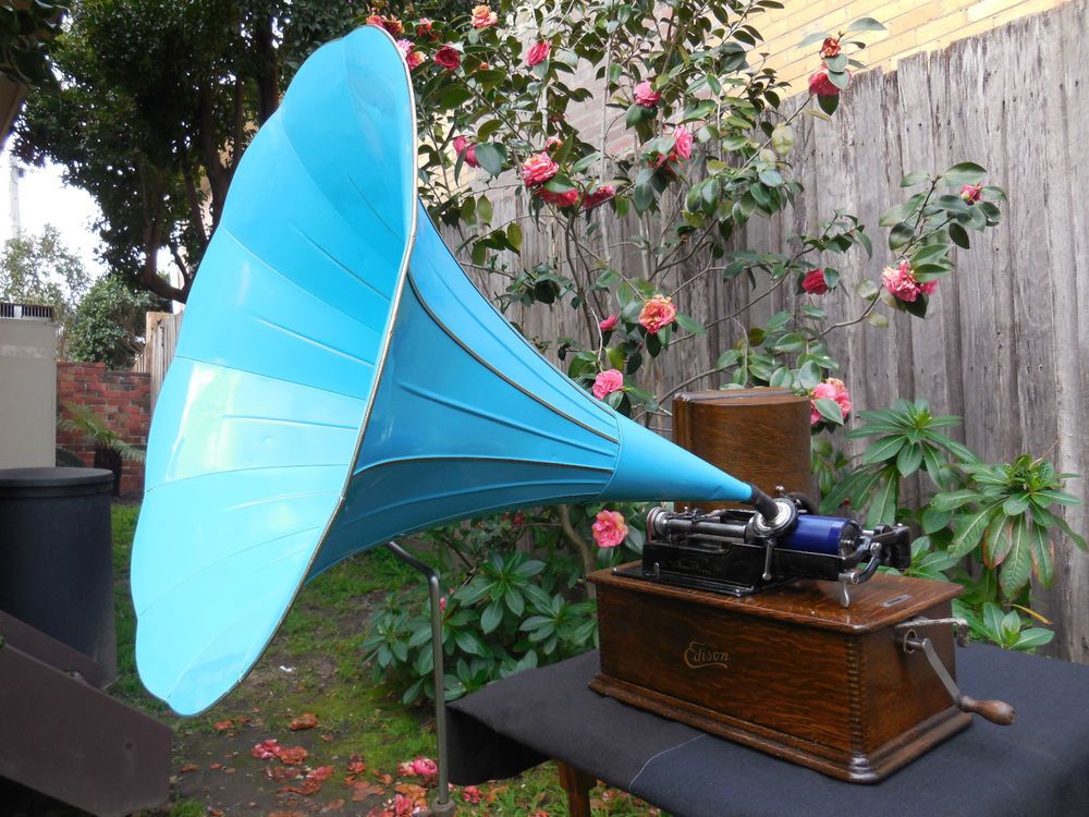 sample_gramophone.jpeg