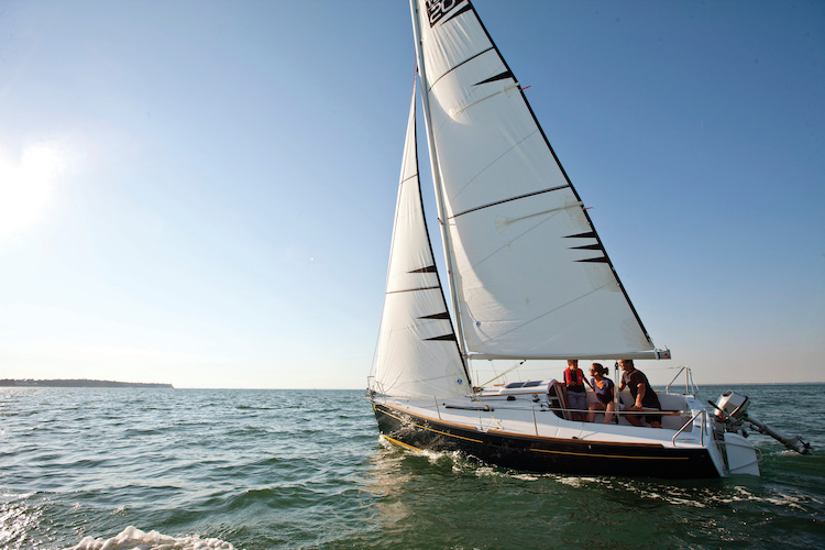 buying-a-sailboat-checklist.jpg