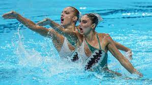 D-synchronised-swimming.jpg