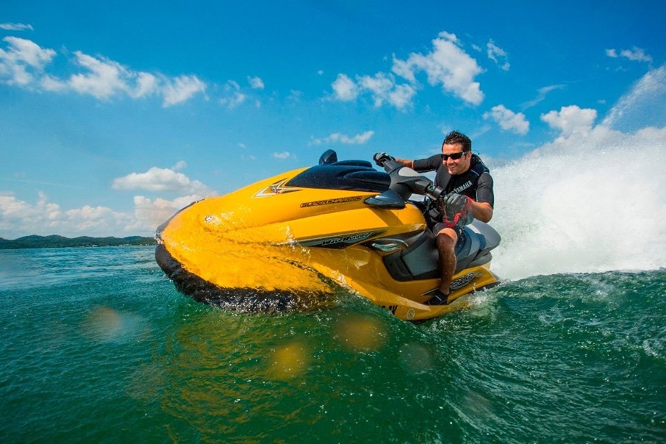 jet_ski.jpg