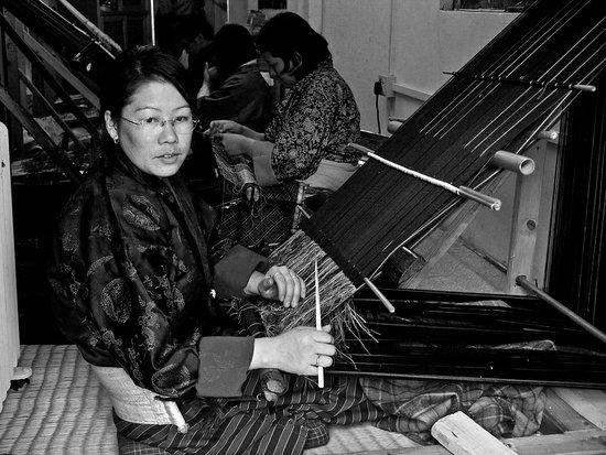 thagzo weaving